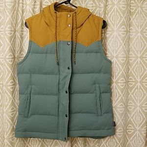 NWT. Patagonia bivy down vest.